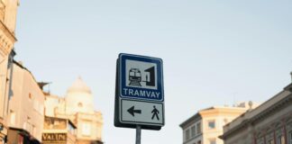 A Foreigner’s Guide To Istanbul’s Historic Mosques: Secrets Revealed