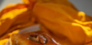 What Makes Turkish Honey Unique: Discover Its Irresistible Secrets