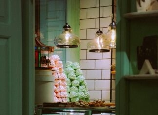 A Foodie’s Guide To Turkish Desserts: Irresistible Sweets Unveiled