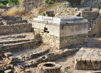 Exploring The Ruins Of Troy In Modern-Day Turkey: Secrets Revealed