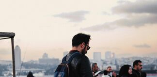 How To Stay Connected As A Tourist In Turkey: Essential Tips Revealed