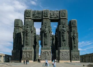 Visiting The Grand Bazaar: Essential Tips Every Tourist Must Know